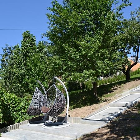 Guest House At Lesya Ukrainka Truskawez Exterior foto