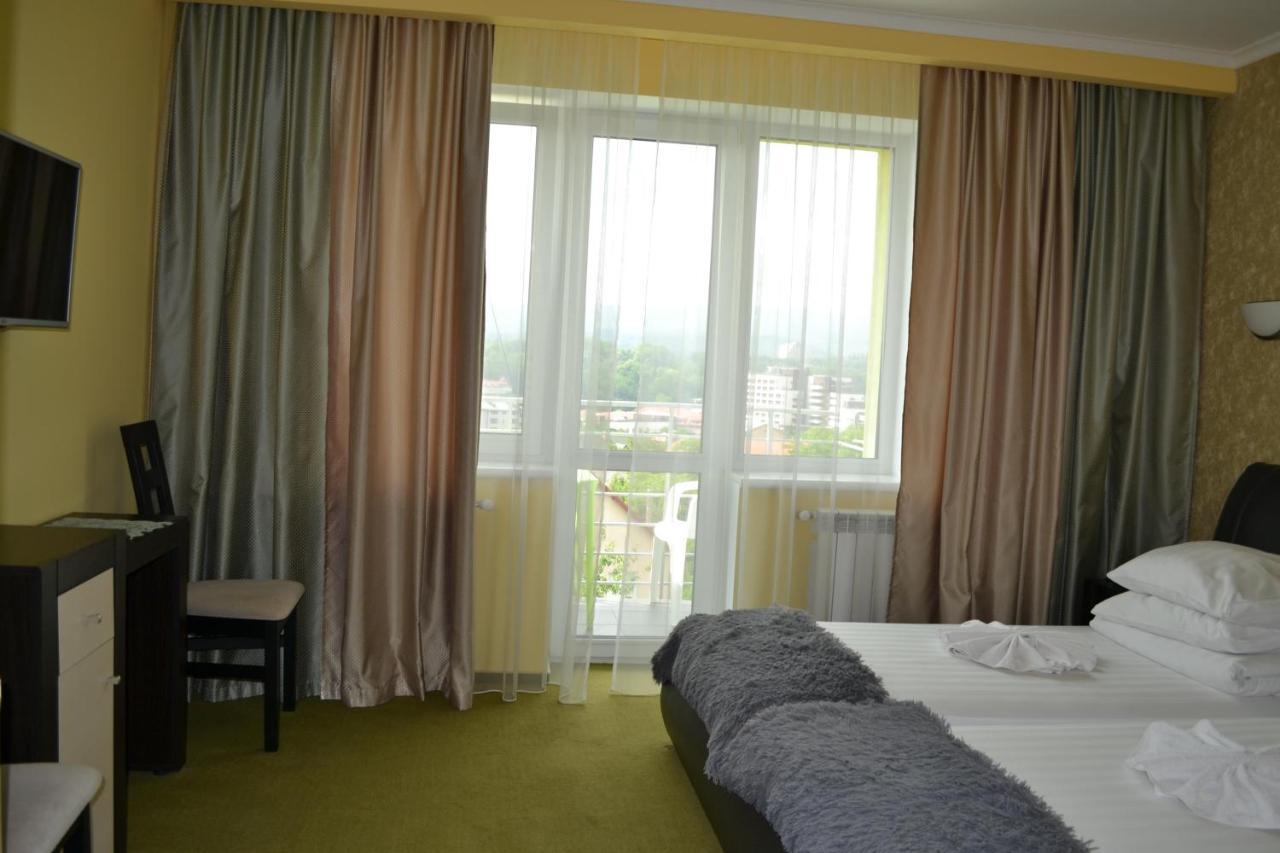 Guest House At Lesya Ukrainka Truskawez Exterior foto
