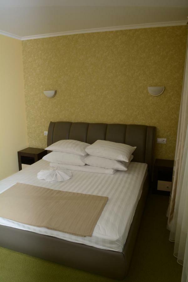 Guest House At Lesya Ukrainka Truskawez Exterior foto